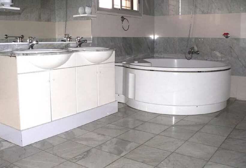 پانسیون Abidjan Guest House