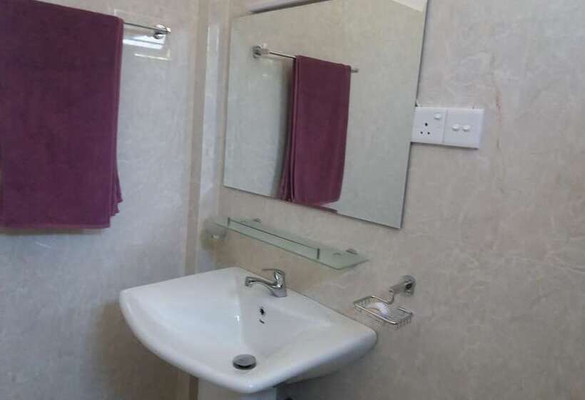 بنسيون Amawin Resort