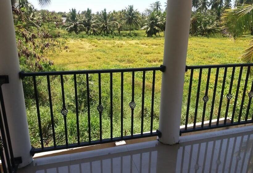 بنسيون Amawin Resort