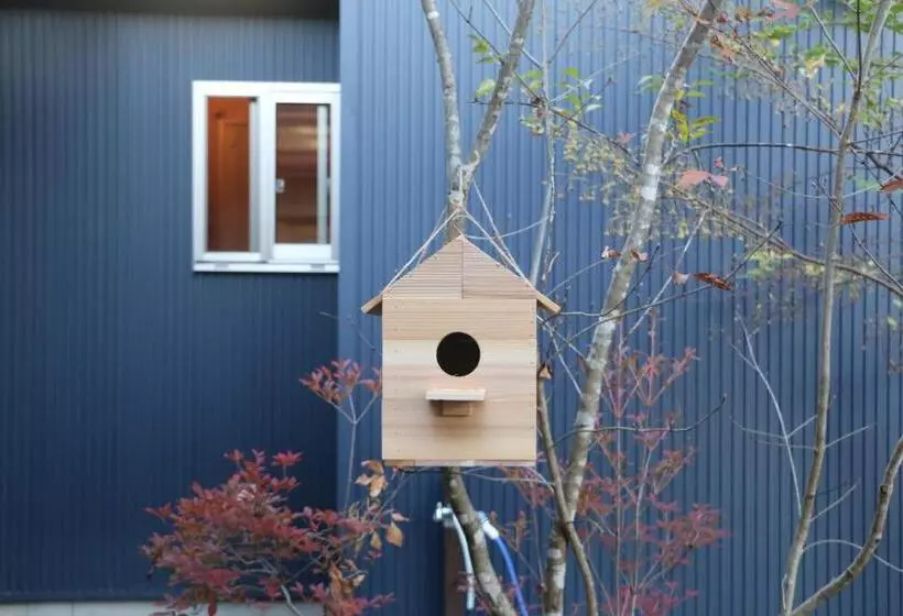 Majatalo Hostel Fish In A River