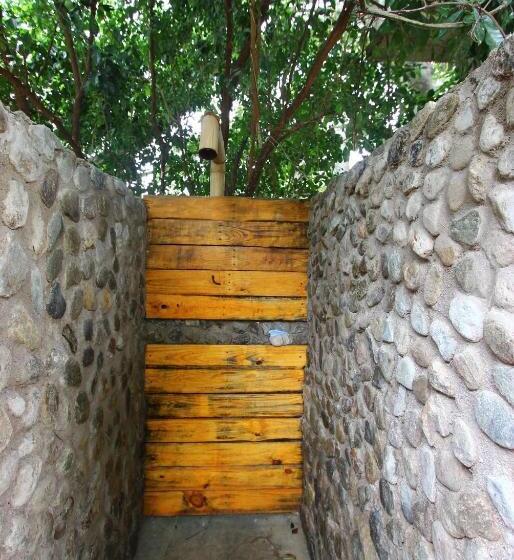 پانسیون La Aldea Hostel, Camping Y Hamacas