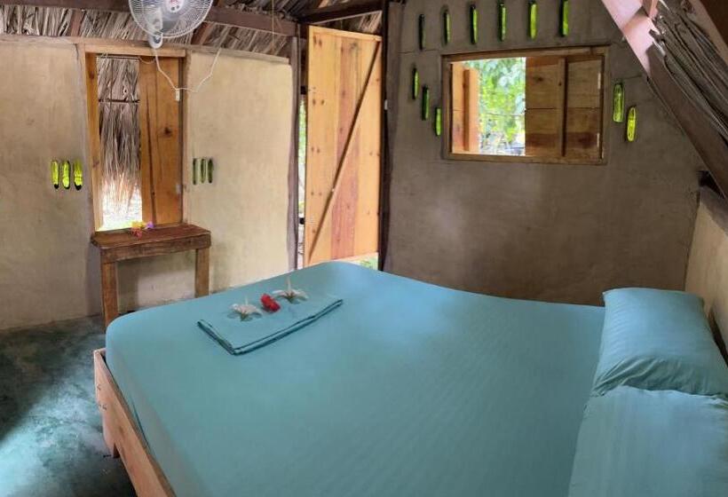 پانسیون La Aldea Hostel, Camping Y Hamacas