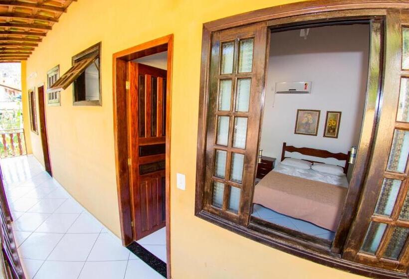 ユースホステル Pousada Mãe Natureza Ilha Grande