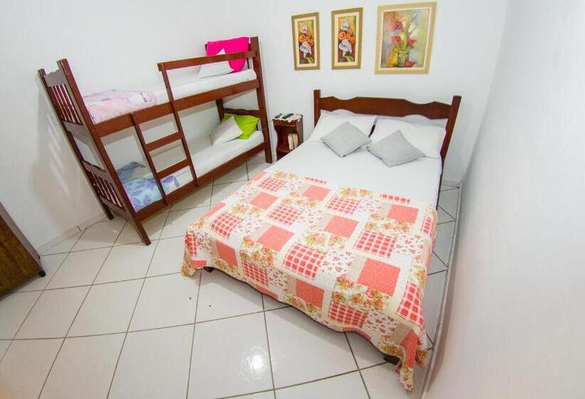 ユースホステル Pousada Mãe Natureza Ilha Grande