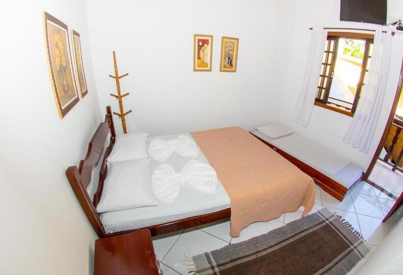 ユースホステル Pousada Mãe Natureza Ilha Grande