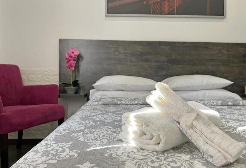 پانسیون Apollo Rooms By Albert S Apartment