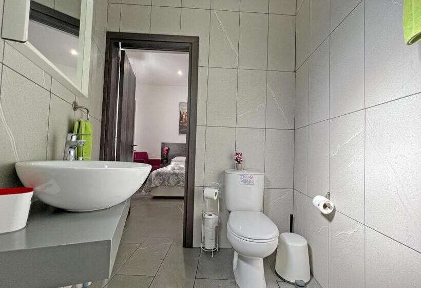 پانسیون Apollo Rooms By Albert S Apartment