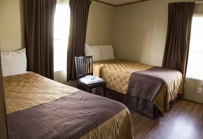 Motelli Cotulla Homes