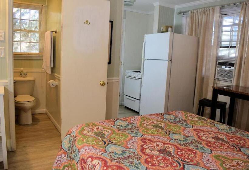 فندق Blackbeard's Lodge