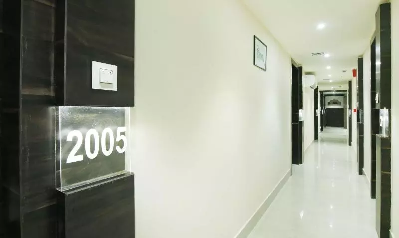 ホテル Treebo Hoops   Airport