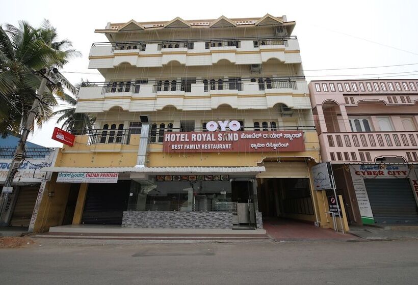 Hotel Collection O Royal Sand