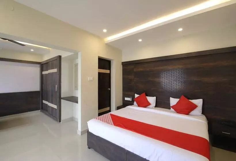 Hotelli Collection O Royal Sand