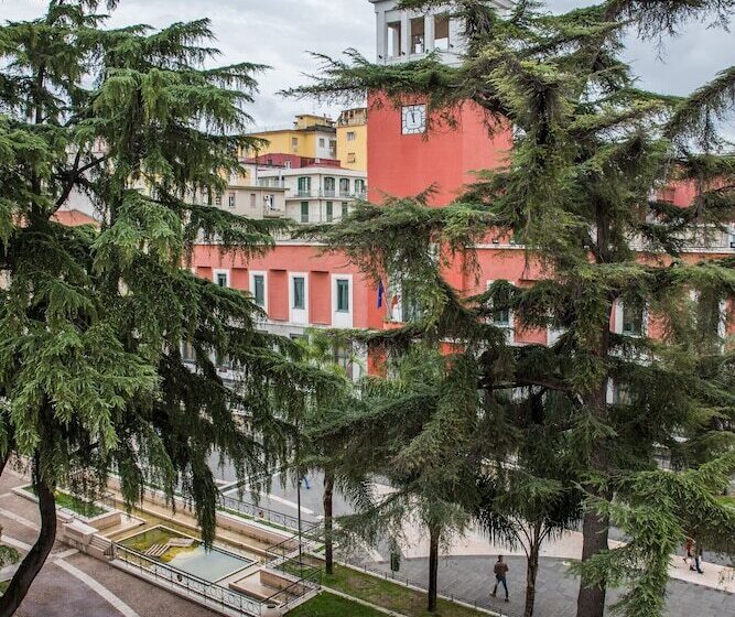 פנסיון Vittoria Guest House Battipaglia