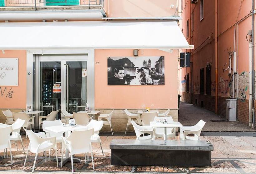 פנסיון Vittoria Guest House Battipaglia