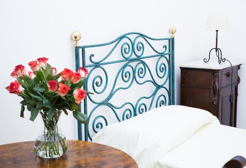 פנסיון Vittoria Guest House Battipaglia