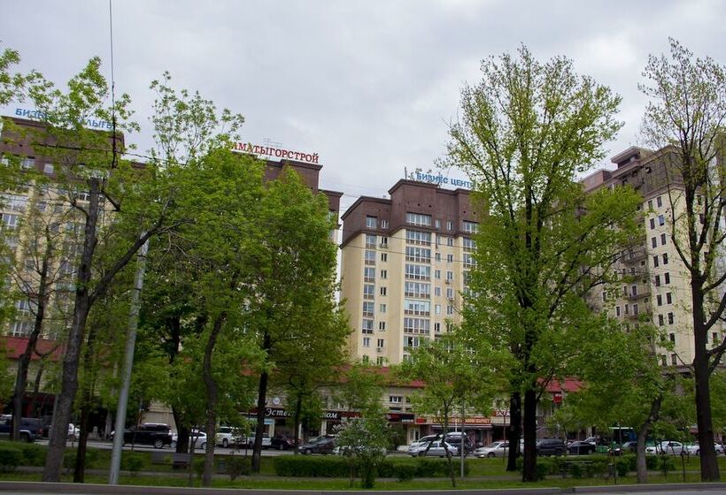 Hostel   Guest House Meyman