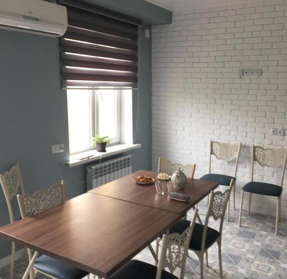 Hostel   Guest House Meyman