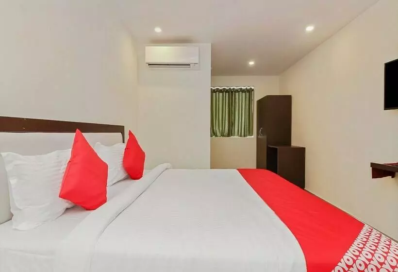 ホテル Oyo 28743 Golconda Inn