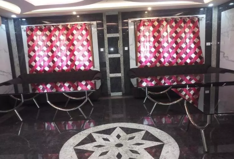 Hotelli Sri Thilagavathy