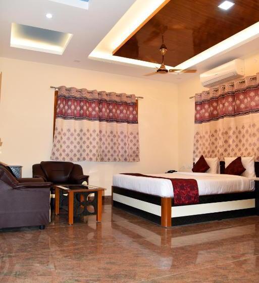 Hotel Sri Thilagavathy