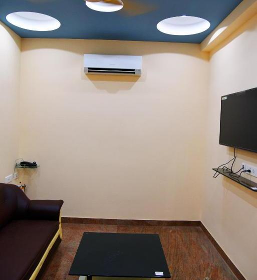 Hotel Sri Thilagavathy