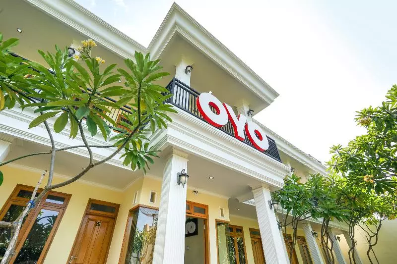 ホテル Oyo 522 Majapahit Homestay Syariah 2