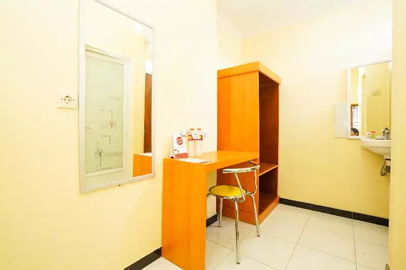 ホテル Oyo 522 Majapahit Homestay Syariah 2