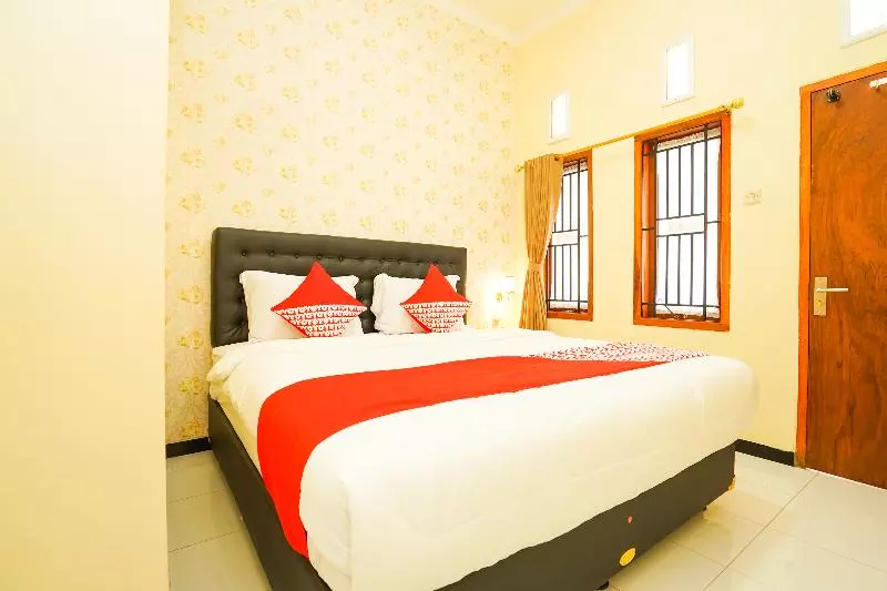 ホテル Oyo 522 Majapahit Homestay Syariah 2