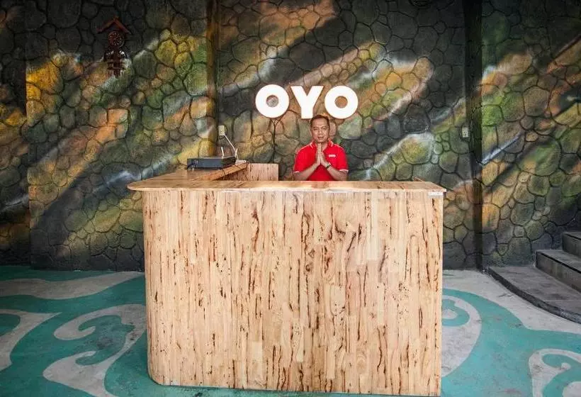 ホテル Oyo 559 3 Berastagi