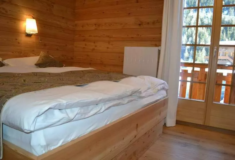 هتل Hôtel Mélèze B & B
