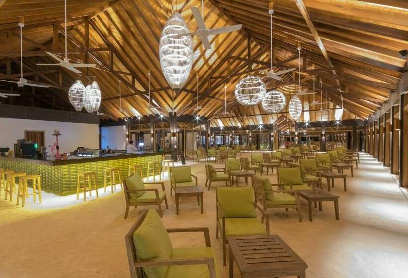 Innahura Maldives Resort