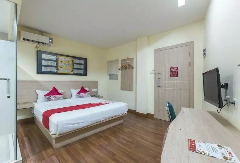 Oyo 773 Hotel Rujia