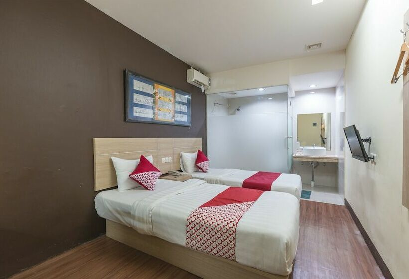 Oyo 773 Hotel Rujia