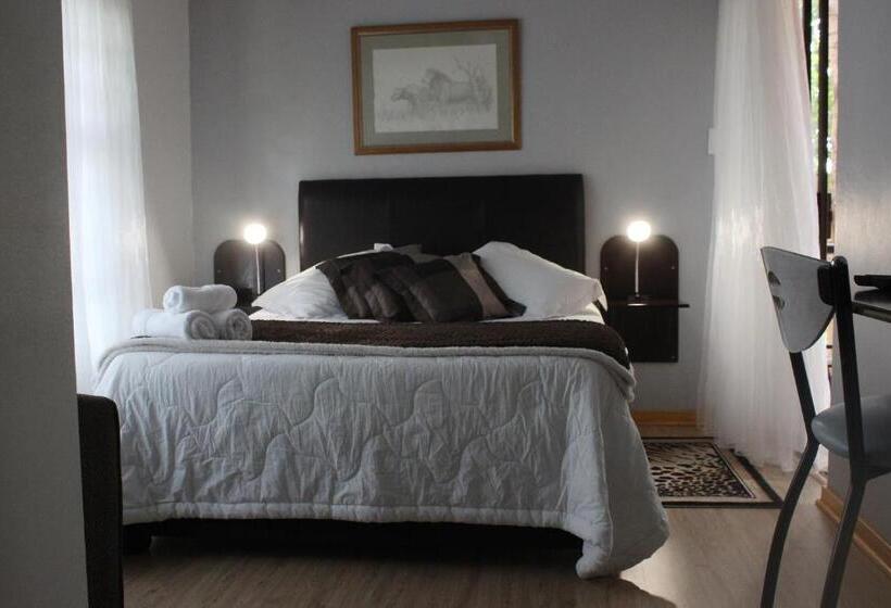 ペンション Francor Guesthouse