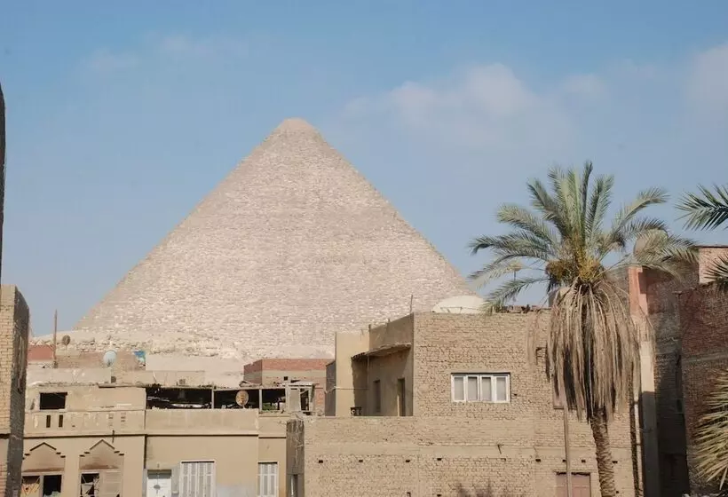 هاستل Zenibo Pyramids View