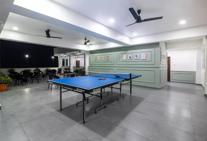 ホテル Aashreya Suites Tiruvannamalai