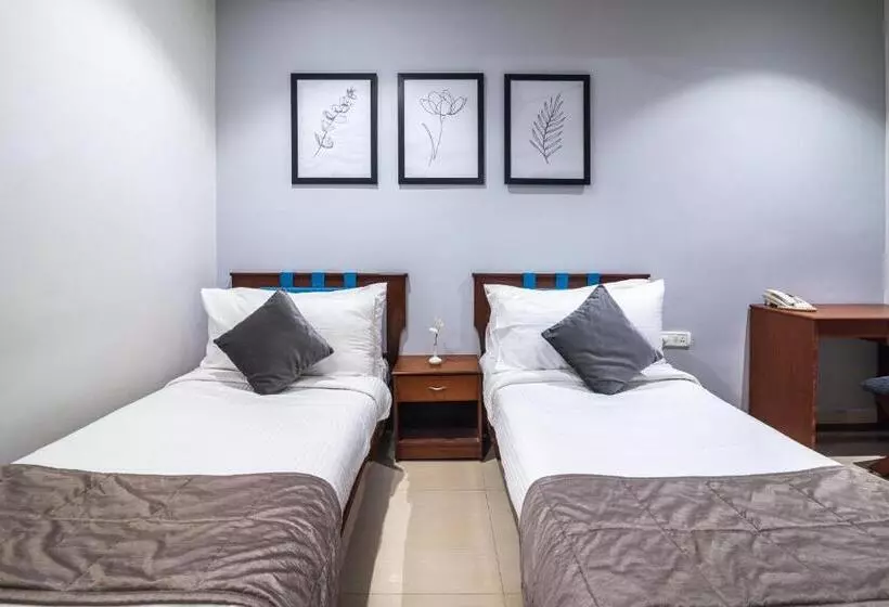 ホテル Aashreya Suites Tiruvannamalai