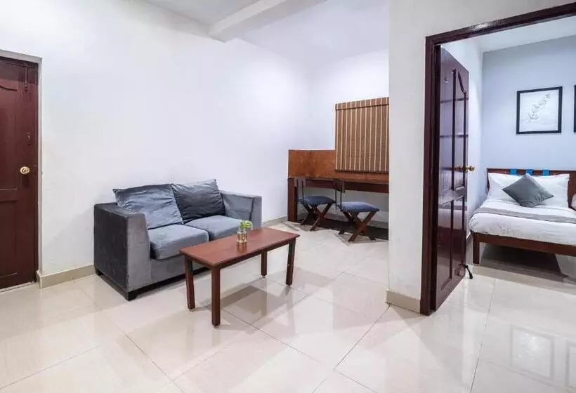 ホテル Aashreya Suites Tiruvannamalai