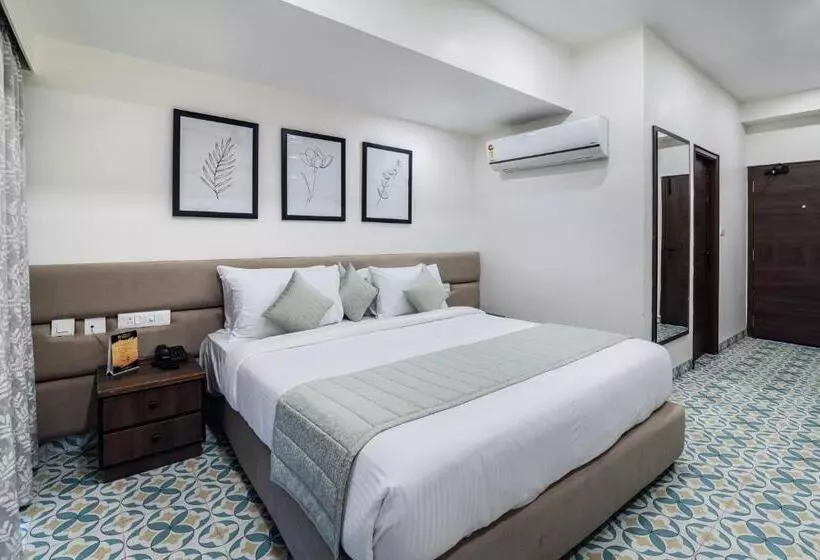 ホテル Aashreya Suites Tiruvannamalai