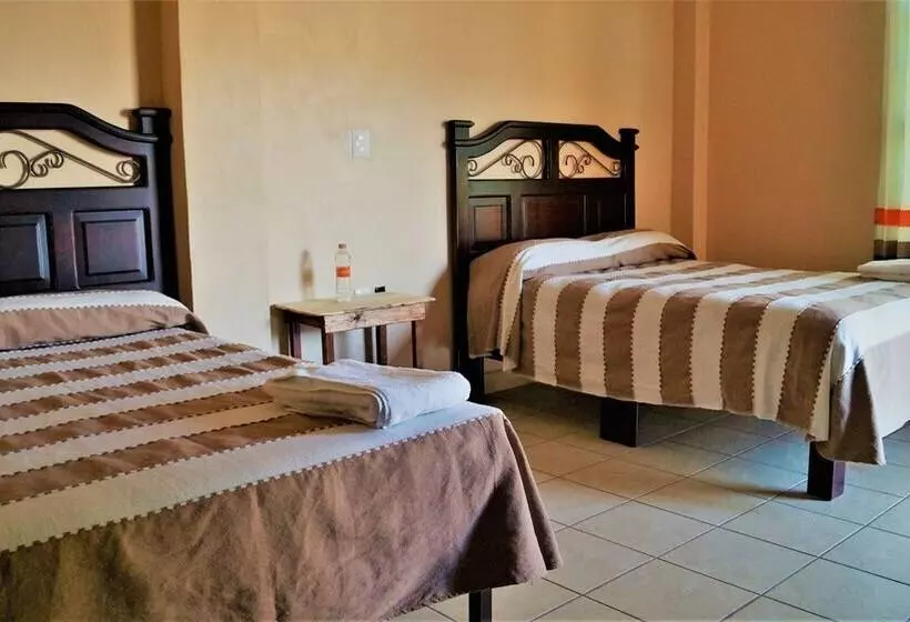 ホテル Carmelita Mitla