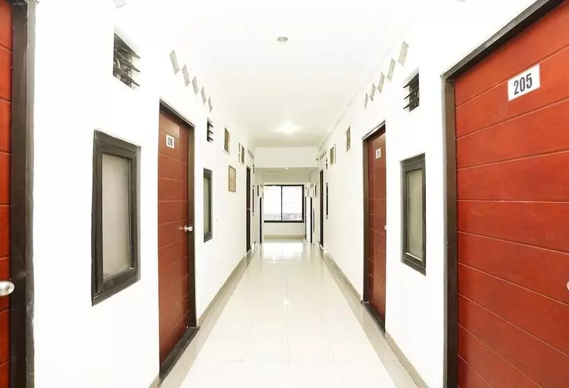 ホテル Oyo 658 Alibaba Residence