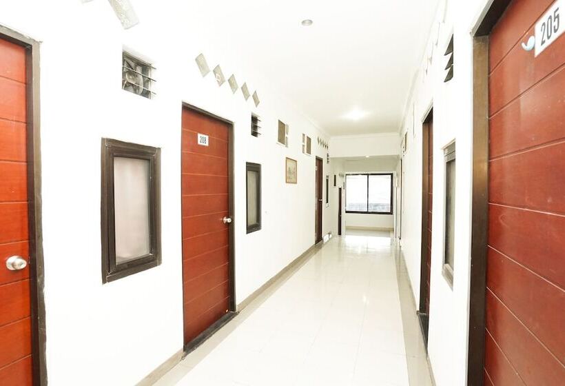 Hotel Oyo 658 Alibaba Residence