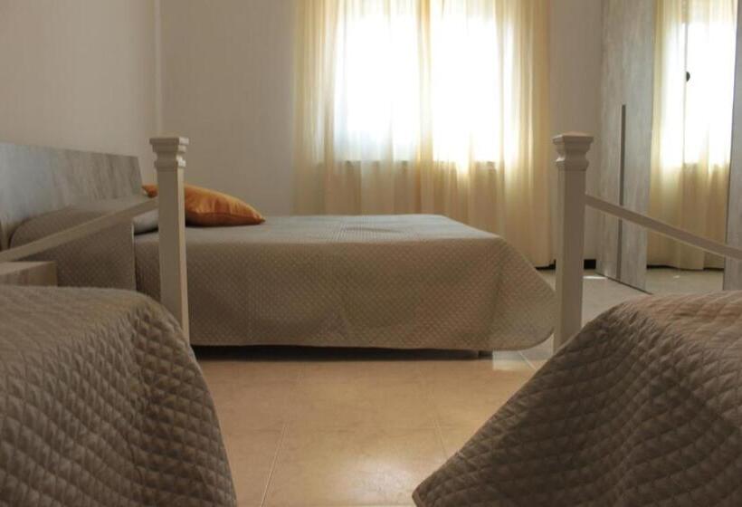 پانسیون Fiori D Amare