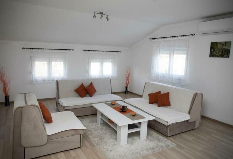 پانسیون Relax Guest House Blagaj