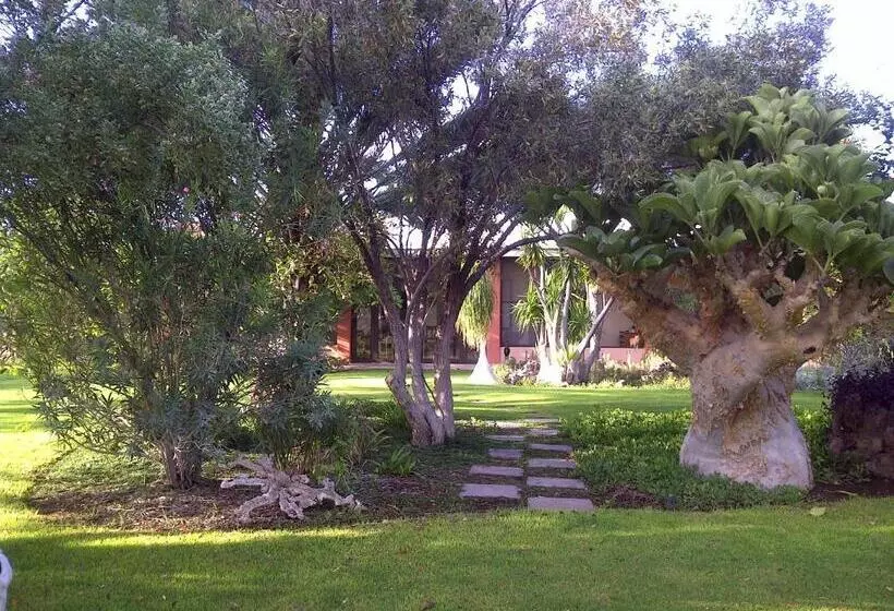 هتل Buschberg Guest Farm