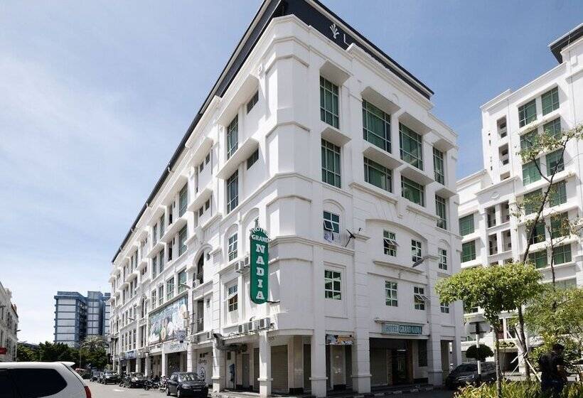 Oyo 892 Hotel Grand Nadia