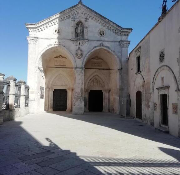 مبيت وإفطار Villa Biancofiore