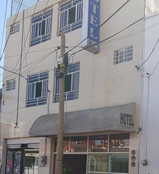 מלון כמוסות Don Jesus