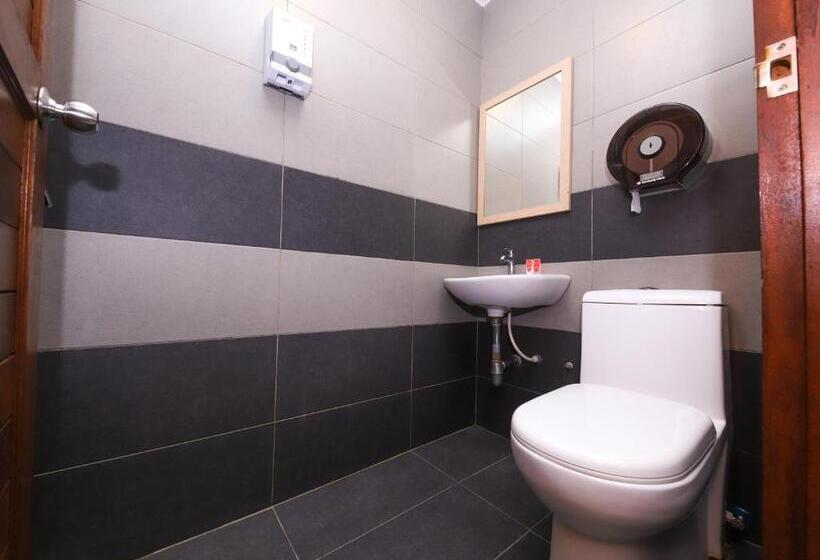 فندق Oyo 910 Hills Residence