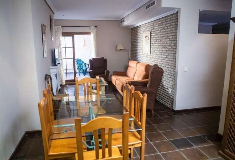 Apartamentos Turísticos Bahía Sur
